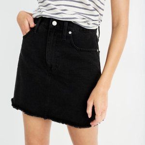 Madewell black denim skirt, sz 25